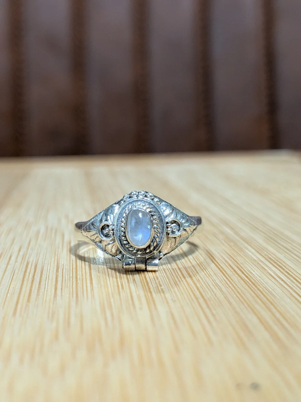 Sterling Silver Moonstone Oval Ring - Silver